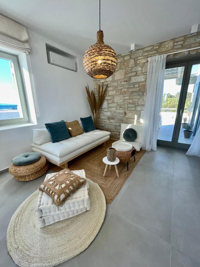 Sunkiss Paros Apartment Drios Bagian luar foto